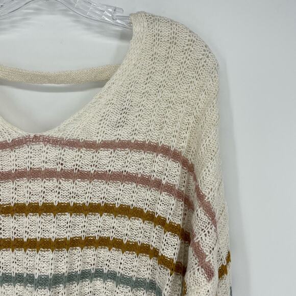 So Stripe V-Neck Knit Sweater Size Large - Picture 3 of 7